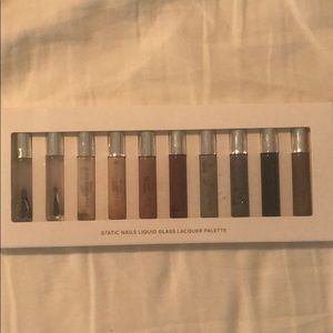 Static Nails Liquid Glass Palatte